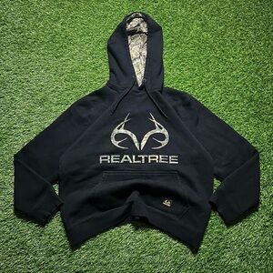Realtree Black Men's Sweater